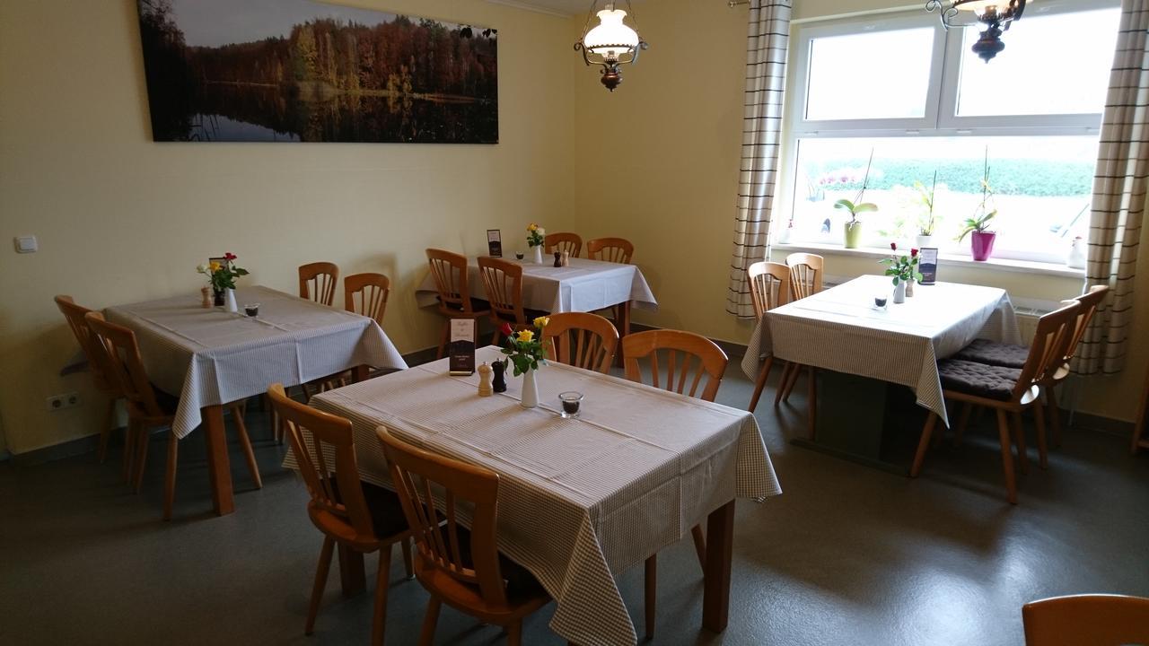 Gasthaus Zur Hecke Schoenefeld Ngoại thất bức ảnh